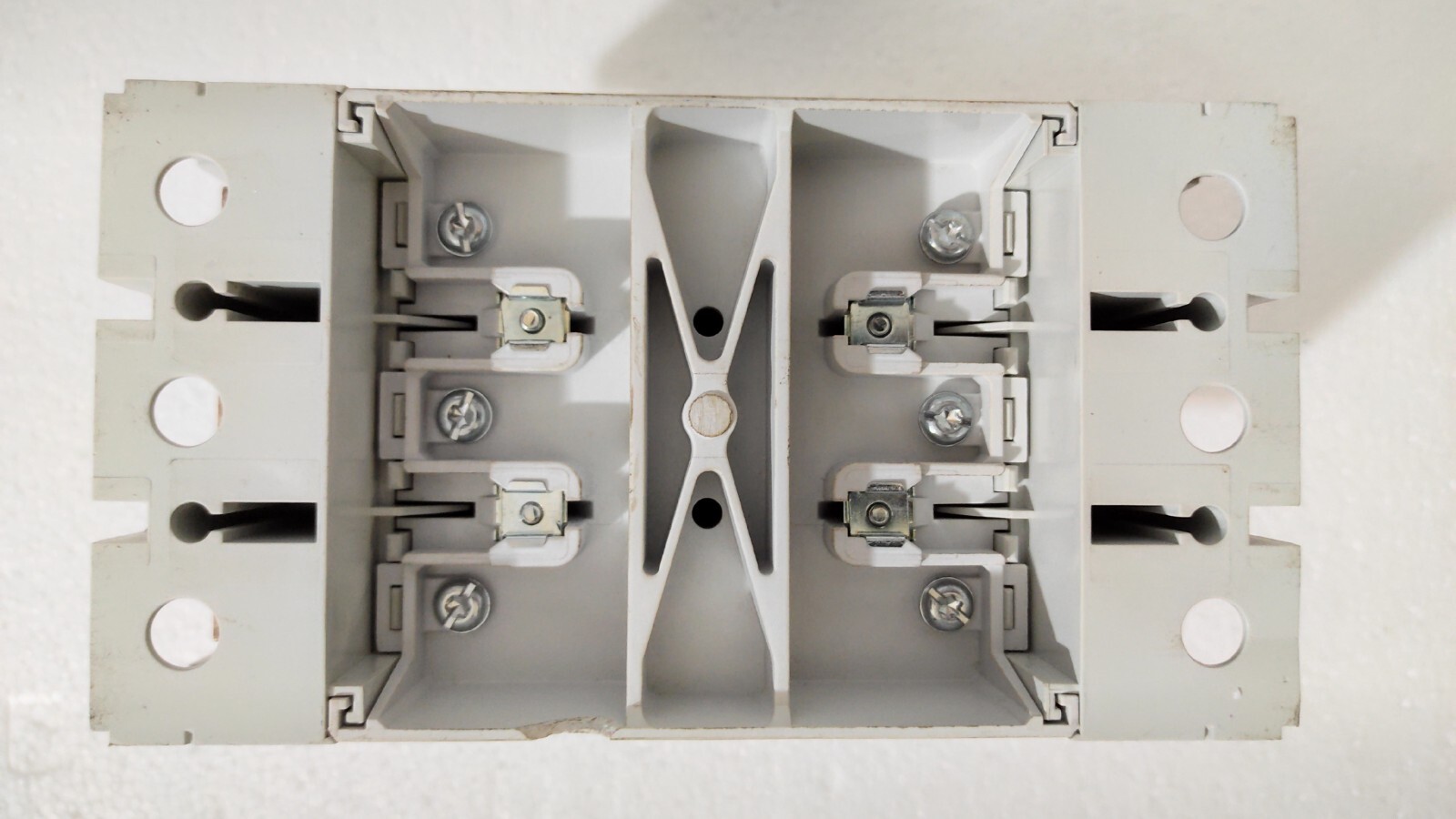 admin/uploads/uploads/AB Allen-Bradley 100-e190e - 100-E190E Series  Contactor Catalog No. 100-ES1-11_7.webp